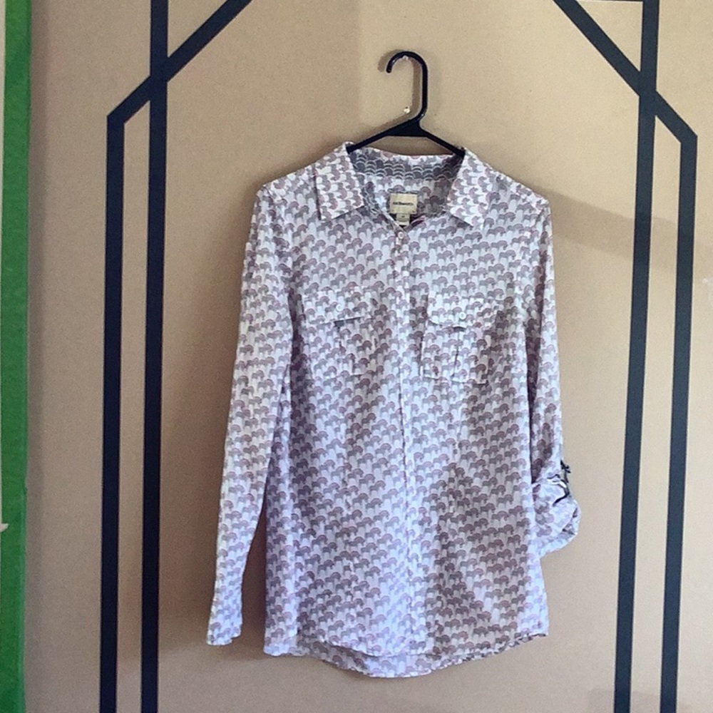 EUC Women’s Medium GH Bass & Co Zebra print button down shirt.